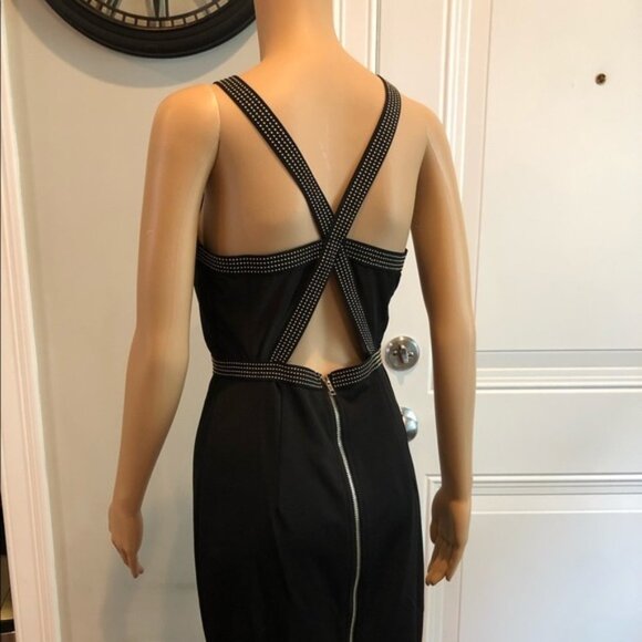 Little Black Dress - Picture 3 of 6